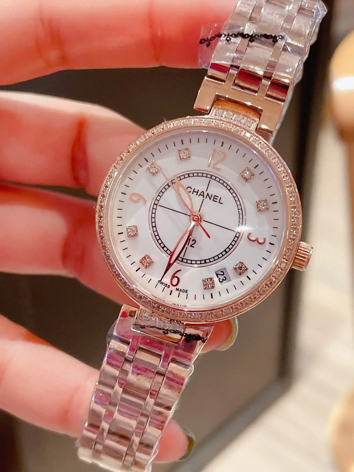 Chanel Quartz Watch [2 styles] 2
